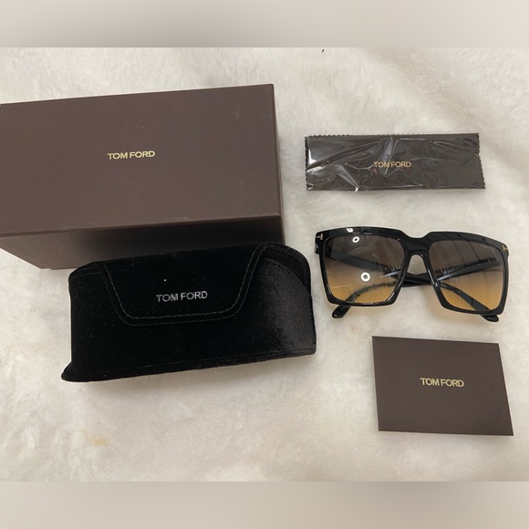 Tom Ford Sunglasses - Picture 2 of 5